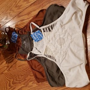 Free People Intimately Hanalei Bralettes M/L 🤎💚🤍
